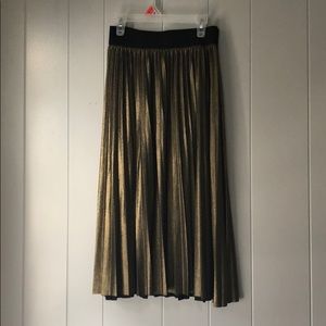 F21 Gold metallic midi skirt